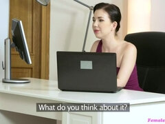 Amatéři, Velké kozy, Dildo, Prstění, Výprask, Kancelář, Pička, Hračky