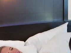 Amatőr, Szőke, Fajok közötti, Érett feleség, Nuni