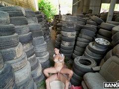 Ερασιτέχνης, Μεγάλα βυζιά, Μελαχροινή, Βυζαρού, Σκληρό, Εκτός, Καβάλημα, Ξυρισμένη