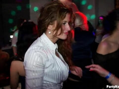 Duże cycki, Czarny, Cfnm, Taniec, Grupa, Orgia, Pończochy, Swingers