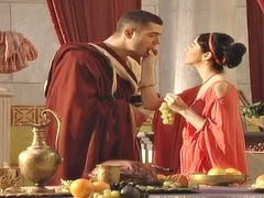 Tussi, Braunhaarige, Spermaladung, Doppelpenetration, Erotisch, Gruppe, Hardcore, Orgie