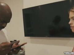 큰 음경, 흑인, 금발의, 키스, 자연적인, 자연의 가슴, 조그마한, 청소년