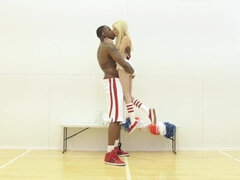 Cheerleaderka, Ciemna karnacja, Erotyczny, Płeć żeńska, Hardcore, Wielorasowy, Chudy, Nastolatki