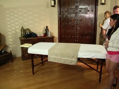 Asiatica, Gola profonda, Facciale, Hd, Interrazziale, Massaggio, Tailandese