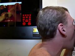 Enthousiasteling, Anaal, Kont, Grote lul, Pijpbeurt, Homo