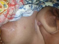 Stora tuttar, Bystig, Fetisch, Hemmagjord, Naturliga tuttar, Bröstvårtor, Tuttar