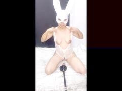 18, 항문, 항문에서 입으로, 큰 엉덩이, 발, 수음, 오르가슴, 장난감들