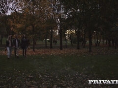 Amatör, Rumpa, Avsugning, Hardcore, Fitta, Tonåring, Trekant, Tuttar