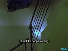 Amatoriale, Pompino, Brunetta, Schizzo di sborra, Facciale, Hardcore, All'aperto, Pubblico