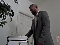 Analny, Duży kutas, Czarny, Wytrysk, Ciemna karnacja, Włochaty, Wielorasowy, Latynoska