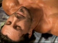 Μεγάλος κώλος, Μελαχροινή, Σπέρμα στο στόμα της, Μαλλιαρός, Διαφυλετικό, Μασάζ, Ώριμη γυναίκα, Τατουάζ