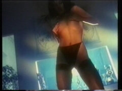 Brunette, Kvinde, Give finger, Lesbisk, Onani, Lille kvinde, Fisse, Vintage