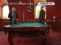 Stor røv, Store bryster, Pik sutte, Brunette, Hanrej, Far, Kæreste, Imellem racer