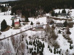 Lady Dee and Kira Zen scissoring in the cabin for Christmas joy
