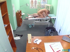 Любители, Минет, Измена, Собачьи, Сперма на лице, Лизание, В офисе, Униформа