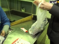 公共, タトゥー