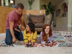 Μαύρος, Διαφυλετικό, Όργιο, Κοκκινομάλα, Έφηβος, Τρίο