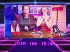 Enthousiasteling, Brits, Seksspeelgoed, Fetisj, Hd, Hakken, Roodharige vrouw, Tieten likken