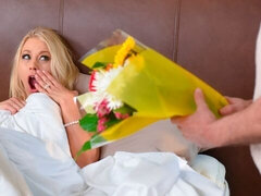 Arsch, Blondine, Blasen, Hundestellung, Handjob, Hardcore, Milf, Titten