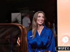 WIFEY Insatiable Hotwife LorReign Can t Stop Squirting In 6 BBC Gangbang While Hubby Films: Porn