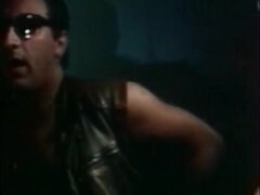 Blondine, Spermaladung, Kehlenfick, Gruppe, Handjob, Interrassisch, Milf, Vintage