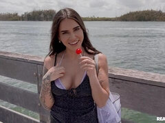 Velika rit, Velik kurac, Velike joške, Fafanje, Rjavolaska, Doggystyle