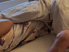 Amatéri, Arab, Prichytení, Podvádzanie, Hotel, Sprcha, Nevlastná mama, Upskirt