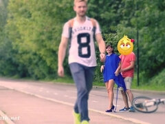 Hatalmas hátsó, Édes, Kivillanó idomok, Sarokkal való, Csupasz, Szabadban, Valóság, Kukkoló