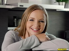 Bad, Blasen, Betrug, Tschechisch, Küche, Lecken, Muschi, Weibliche ejakulation