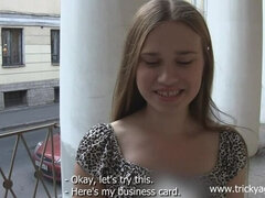 Bagved scenerne, Blondine, Pik sutte, Pov, Teenager