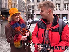 Puuma, Kyrpä, Takaapäin, Mummo, Hd, Vanhempi, Ulkona, Imevä