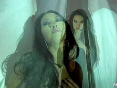 Morena, Saltos, Lingerie, Masturbação, Magrinha, Solo chão, Meias finas, Tatuagem