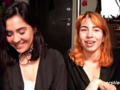 Duits, Harig, Hardcore, Lesbisch, Kut duiken, Roodharige vrouw, Billekoek, Voorbinddildo