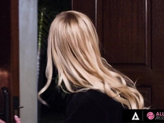 Serene Siren and August Hot massage each other's big tits & pussy after a hot French massage - French subtitles included!