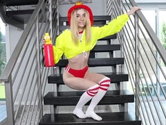 18 jahre, Tussi, Grosser schwanz, Blasen, Hardcore, Hd, Zierlich, Muschi