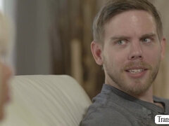 Analny, Duże cycki, Głebokie gardło, Ladyboy, Lizanie odbytu, Shemale