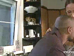 Iso kulli, Musta, Suihinotto, Ruskeahiuksinen, Spermashotti, Eurooppalainen, Äiti jota haluaisin panna