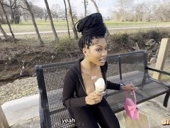 デカチン, 黒人, フェラチオ, 黒人, 小柄, 公共, オマンコ, ストッキング