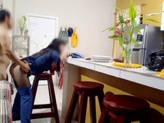 Брюнетки, Колледж, Пердеж, Латиноамериканки, Служанка, Милф, Молоденькие, Сиськи