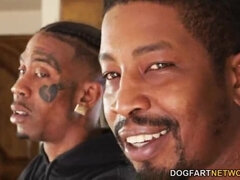 Morena, Garganta funda, Pau, Facial, Primeira vez, Duro, Irmã, Sexo grupal a três