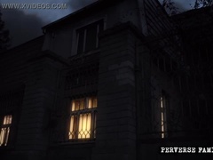 Brunetka, Głebokie gardło, Rodzina, Hardcore, Mamuśka, Sikanie, Trójkąt, Cycki