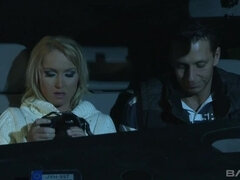 Πρωκτικό, Ξανθιά, Χύσιμο, Στο πρόσωπο