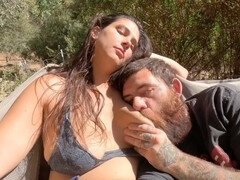 Amatoriale, Venire in bocca, Produrre il latte, Latina, Mamma che vorrei scoparmi, All'aperto, Pubblico, Troia