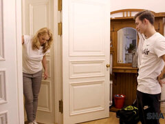 Τουαλέτα, Κούγκαρ, Βυζιά