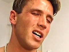 Krásky, Blondýna, Stříkání spermatu, Dvojitá penetrace, Skupina, Orgie, Zastaralé