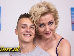 Leie, Blondine, Blasen, Hardcore, Masturbation, Milf, Strümpfe, Ehefrau