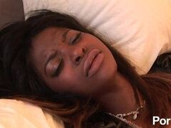 Grosse bite, Gros seins, Queue, Noir ébène, Hard, Chatte, Rasée, Mouillée