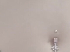 Leie, Piercing, Solo, Titten