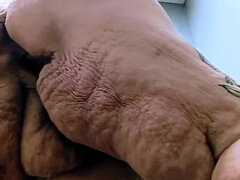 In den arsch, Bad, Wohlbeleibte schöne frauen, Dildo, Fetisch, Masturbation, Reif, Rau