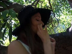 Grosse bite, Brunette brune, Éjaculation interne, Gorge profonde, Poilue, Branlette thaïlandaise, Hd, De plein air